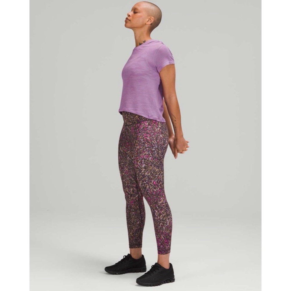 Lululemon Train to Be Short Sleeve Shirt *Camo Dot Camo Wisteria Purple 4 - Picture 3 of 8